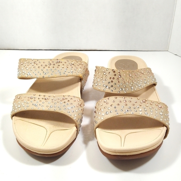 Nicoli cream rhinestone stones rubber slippers Size: 8 - Picture 3 of 7